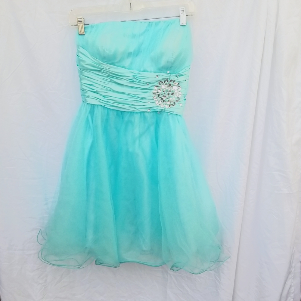 Dancing Queen strapless dress aqua/crystals on satin sash size M (label.says L)